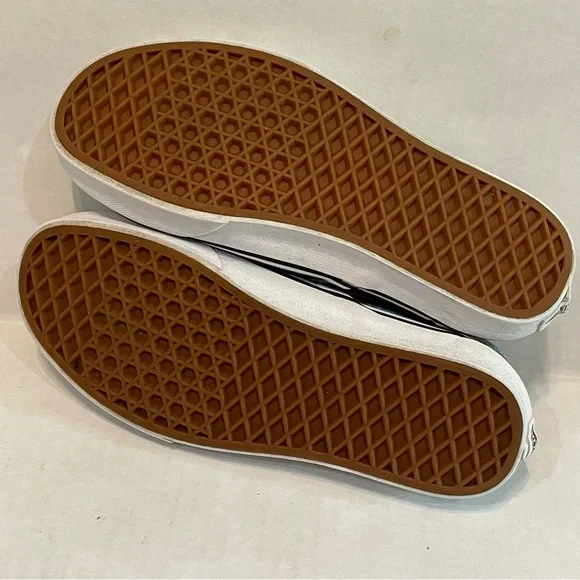 Vans Off The Wall Rainbow Tie Dye Classic Slip-On Shoes Sneakers Men 6 Women 7.5 - Picture 6 of 8